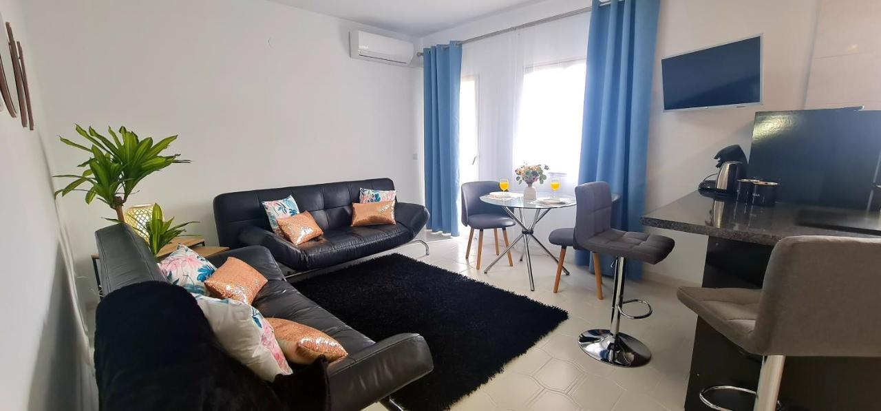 Precioso Apartamento Con Piscinas Y Vistas Al Mar. Benalmádena Eksteriør bilde