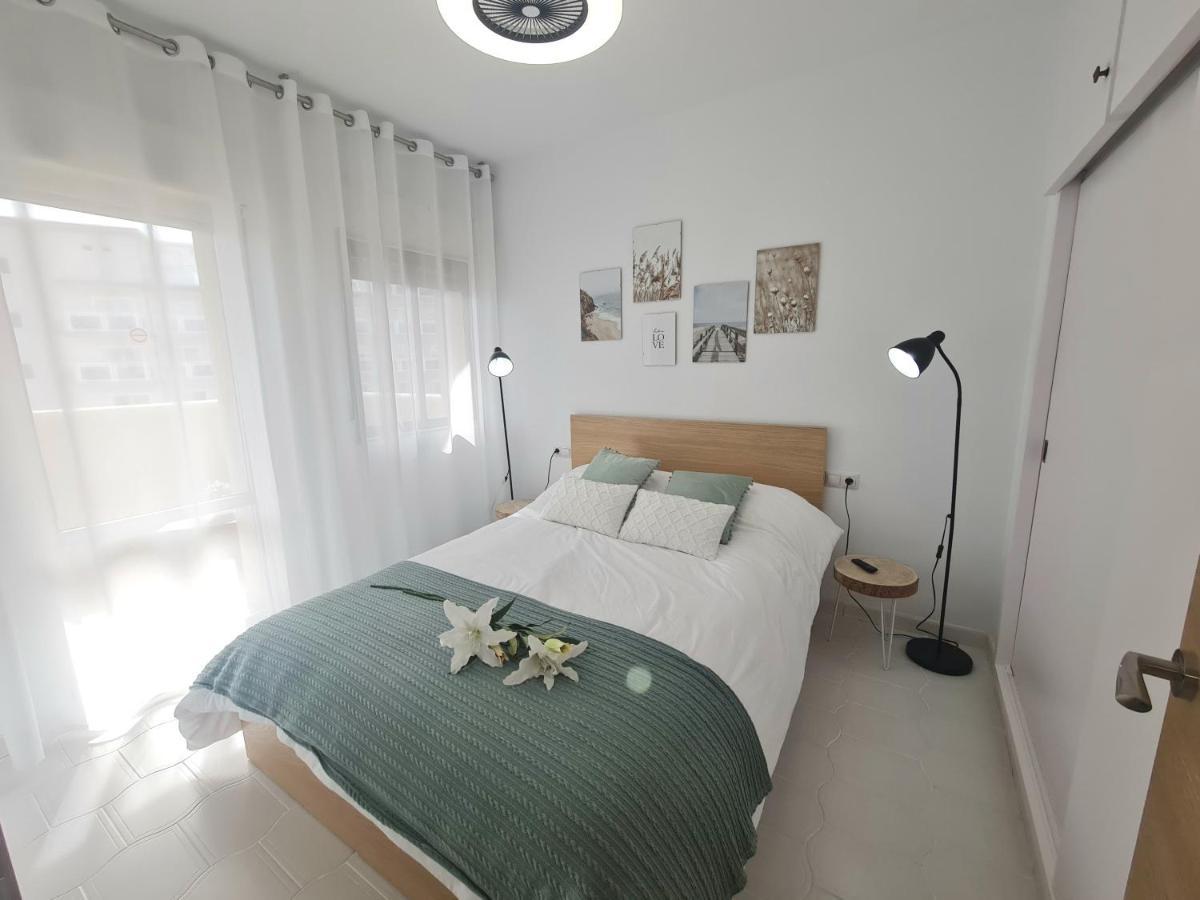 Precioso Apartamento Con Piscinas Y Vistas Al Mar. Benalmádena Eksteriør bilde