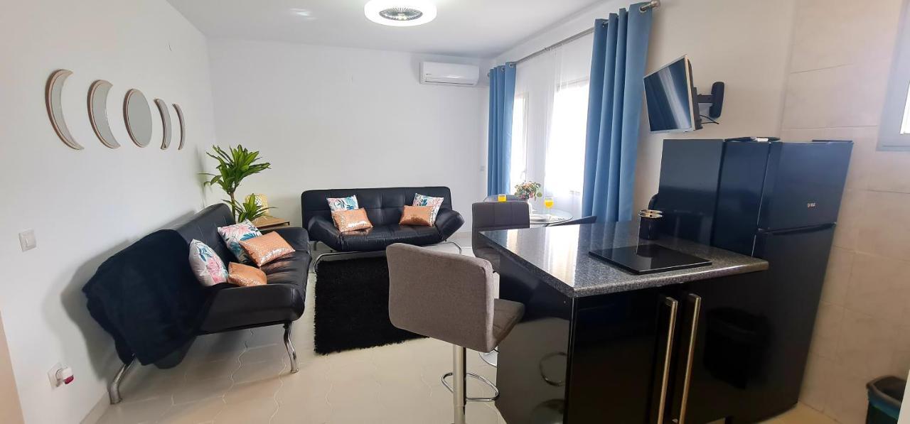 Precioso Apartamento Con Piscinas Y Vistas Al Mar. Benalmádena Eksteriør bilde