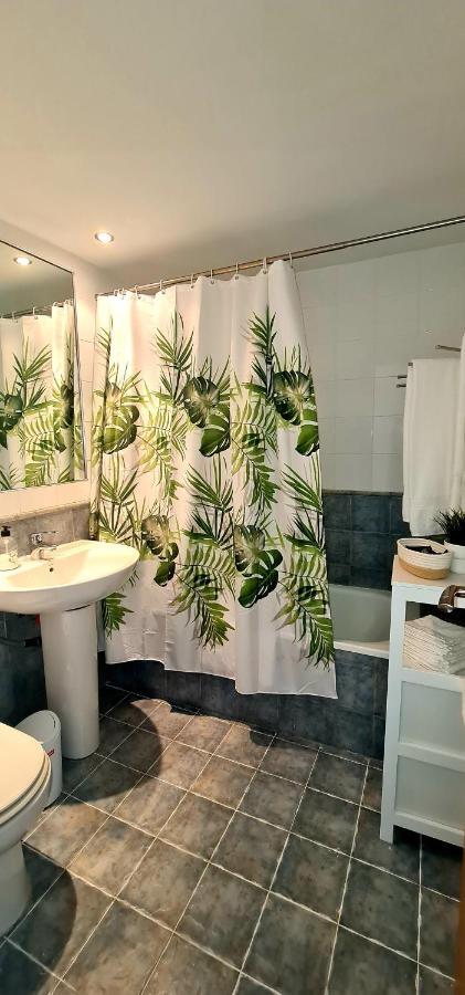 Precioso Apartamento Con Piscinas Y Vistas Al Mar. Benalmádena Eksteriør bilde
