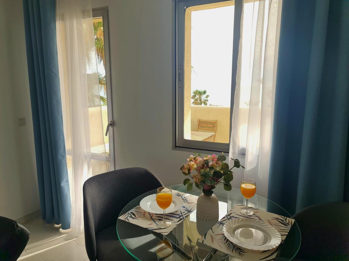 Precioso Apartamento Con Piscinas Y Vistas Al Mar. Benalmádena Eksteriør bilde