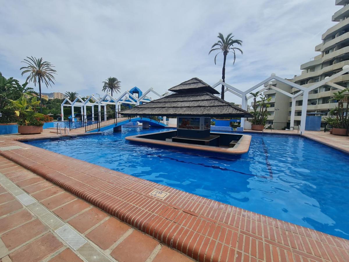 Precioso Apartamento Con Piscinas Y Vistas Al Mar. Benalmádena Eksteriør bilde