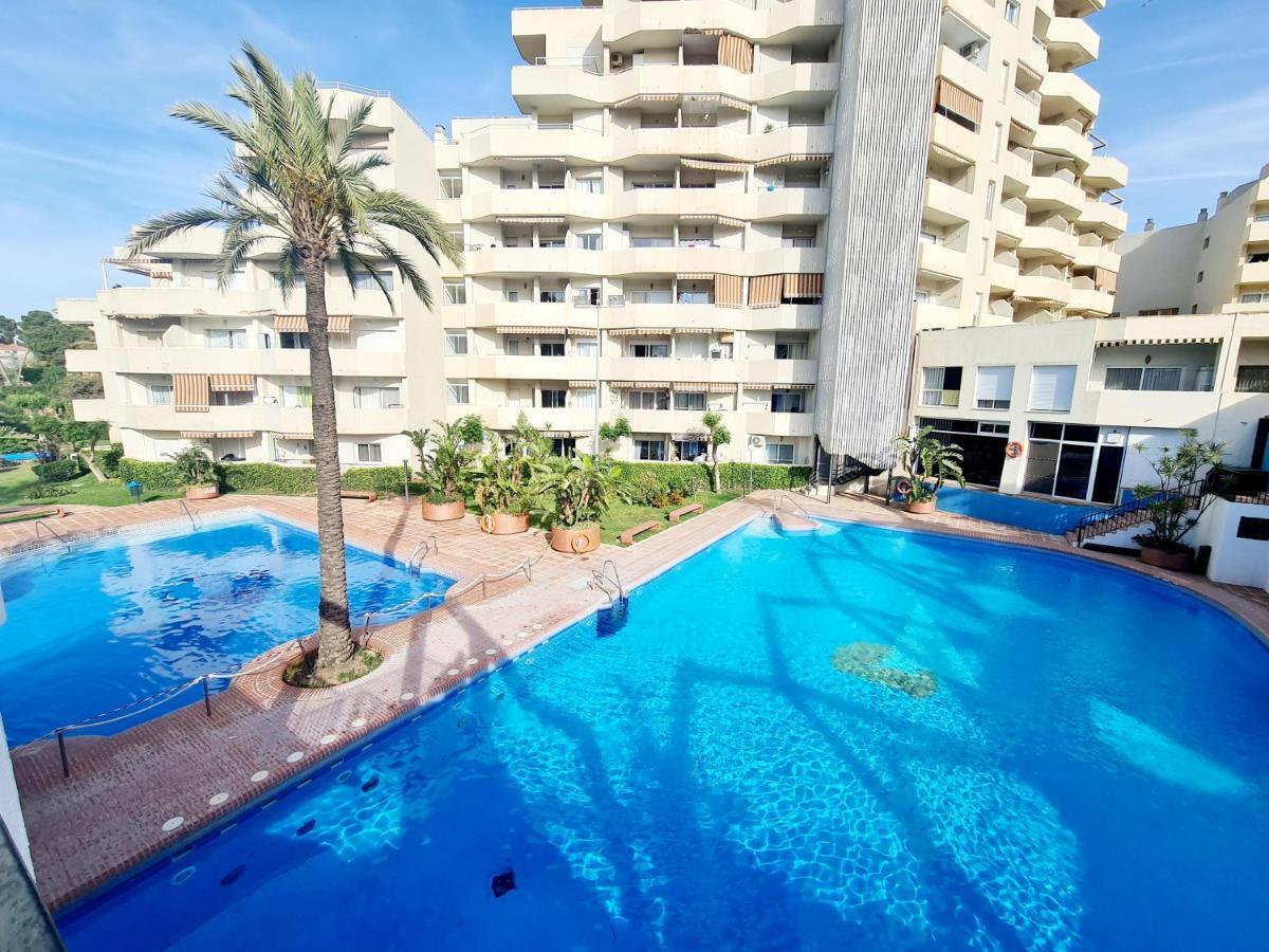 Precioso Apartamento Con Piscinas Y Vistas Al Mar. Benalmádena Eksteriør bilde