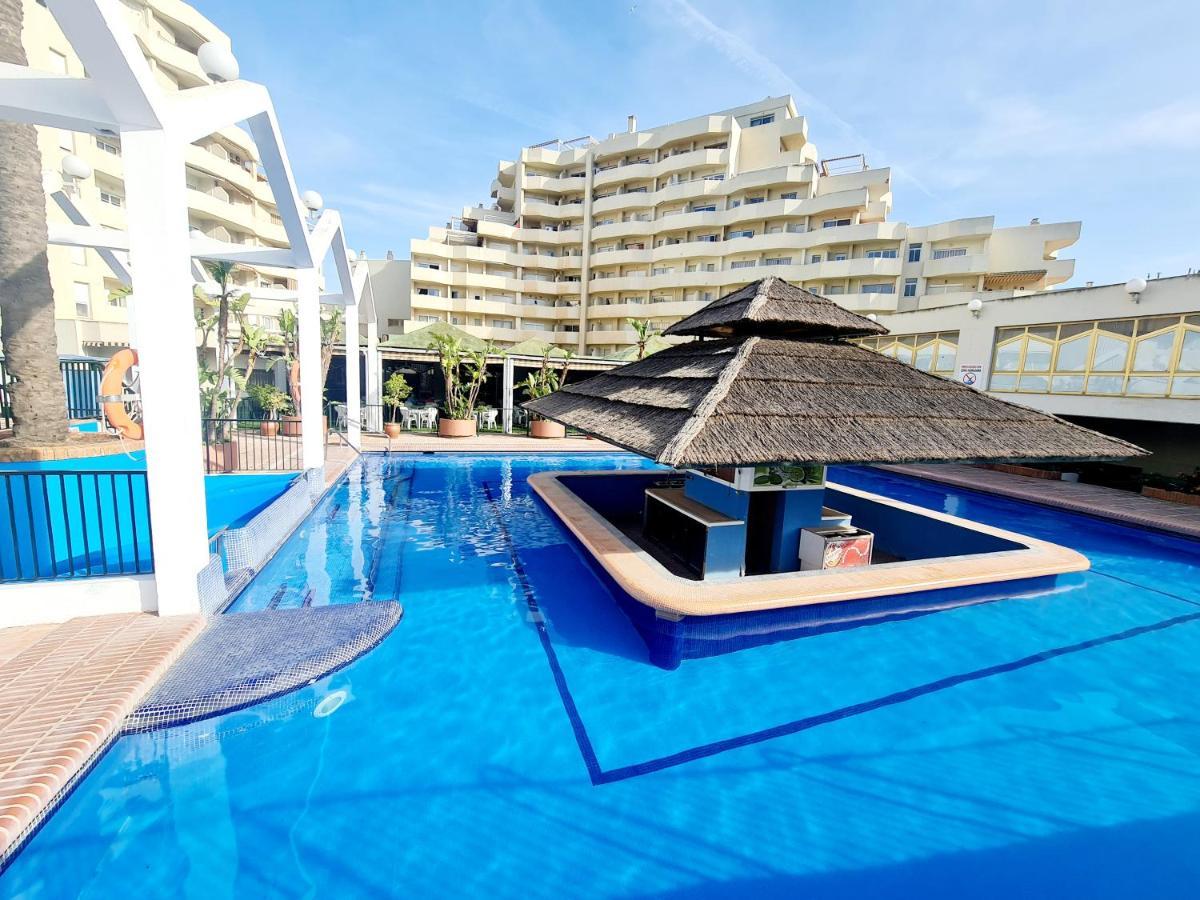 Precioso Apartamento Con Piscinas Y Vistas Al Mar. Benalmádena Eksteriør bilde